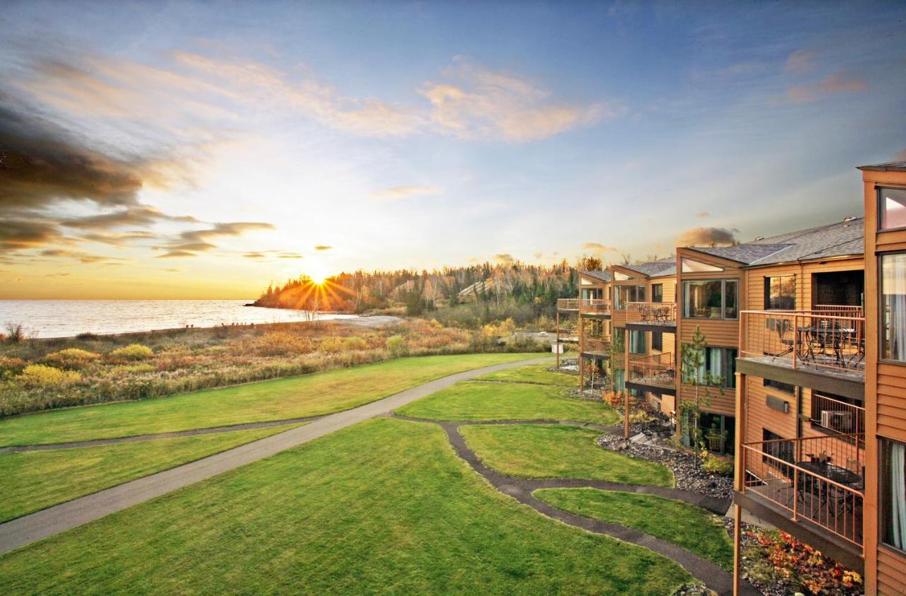 Superior Shores Resort ทูฮาร์เบอร์ส ภายนอก รูปภาพ