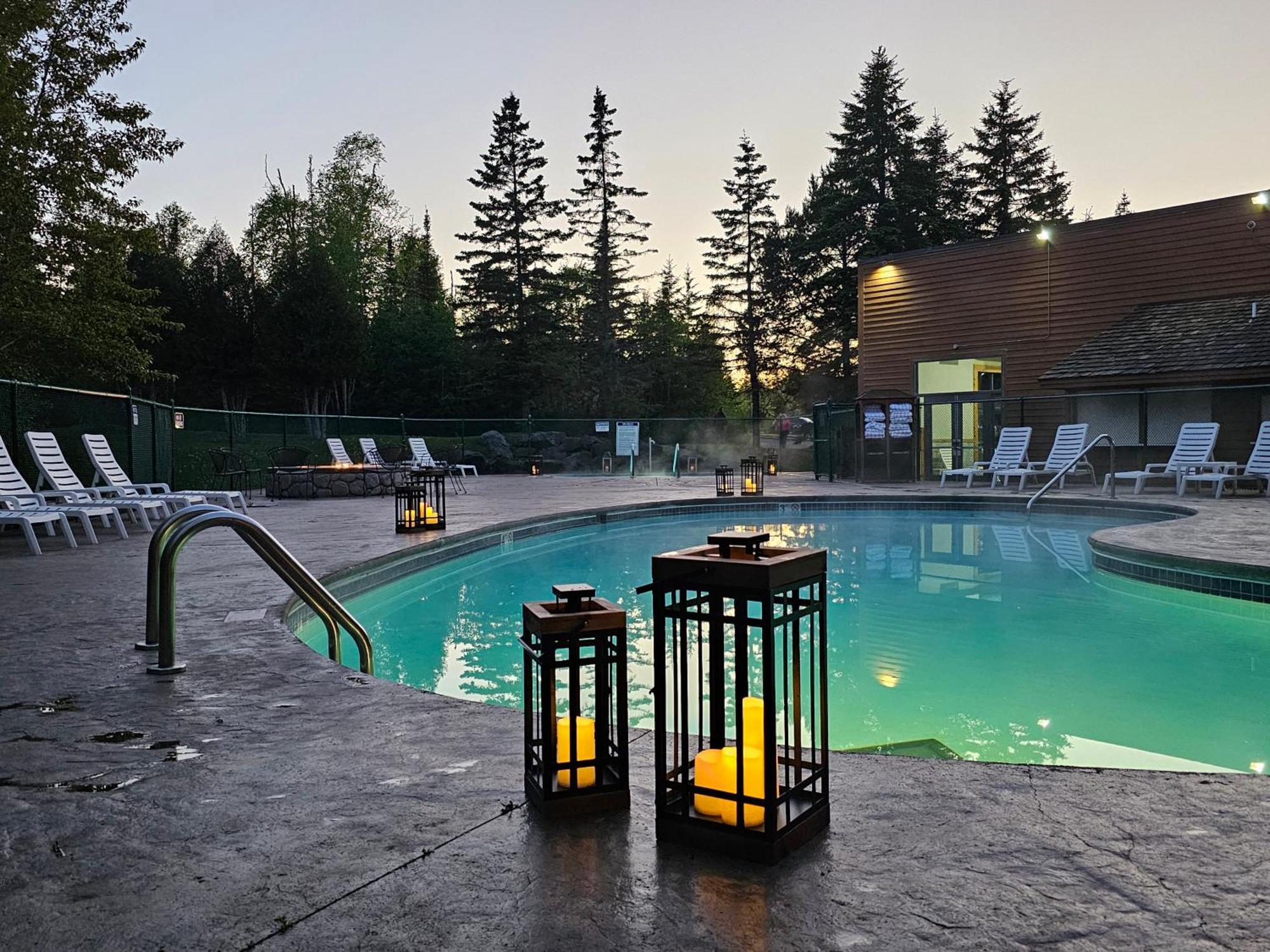 Superior Shores Resort ทูฮาร์เบอร์ส ภายนอก รูปภาพ