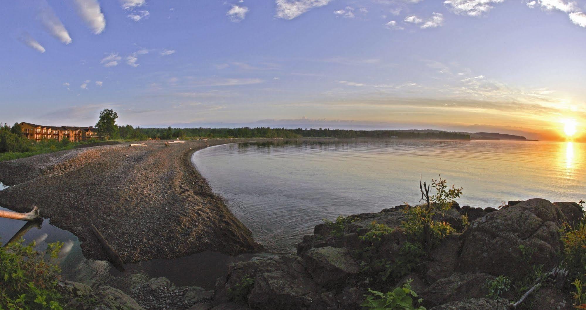 Superior Shores Resort ทูฮาร์เบอร์ส ภายนอก รูปภาพ